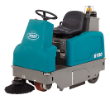 6100 Varredora de pavimentos subcompacta de condutor sentado a bateria alt 1